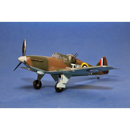 Maquette d'avion en plastique BOULTON PAUL DEFIANT F1