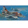 Maquette d'avion en plastique A-4E/F SKYHAWK 1/32