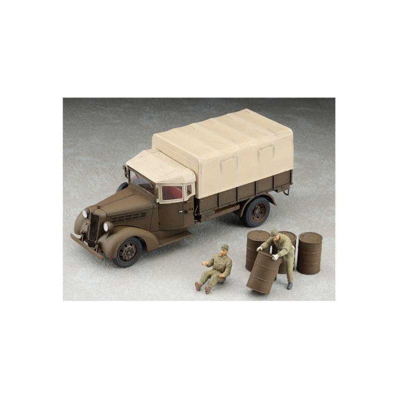 Maquette de camion en plastique KUROGANE 4WD + ISUZU TX40 1/48