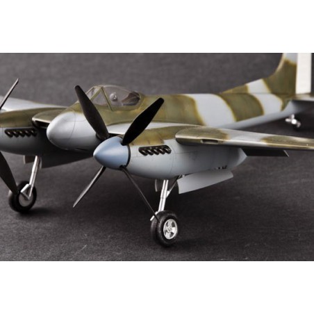 Havilland Hornet F.3 plastic plane model | Scientific-MHD
