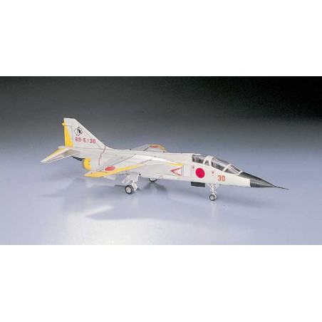 Maquette d'avion en plastique C4 Mitsubishi T-2 1/72