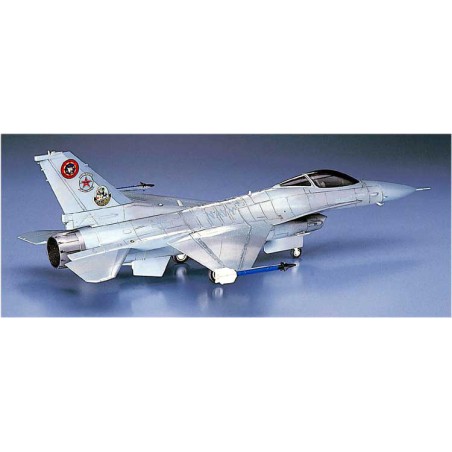F-16n Plastikebene Modell (C12) 1/72 | Scientific-MHD