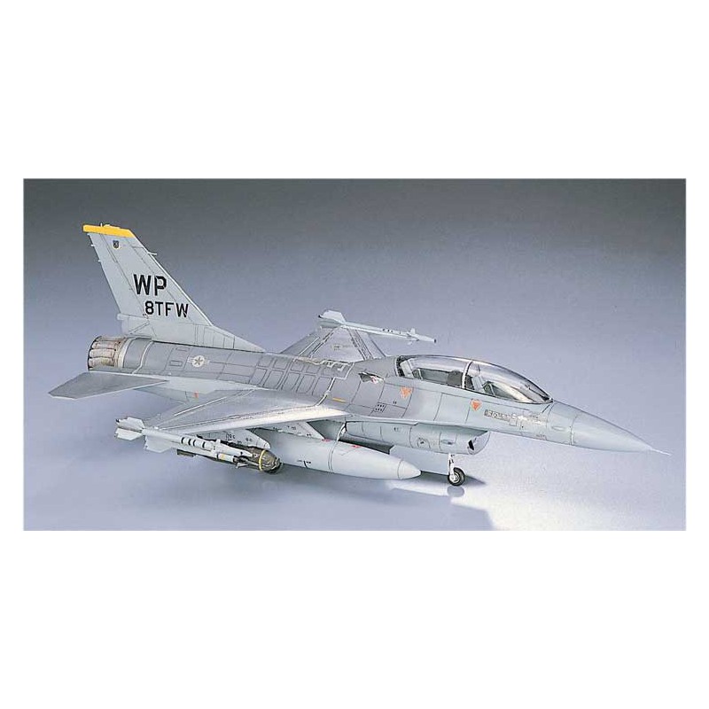 Maquette d'avion en plastique F-16B PLUS F.F (D14) 1/72
