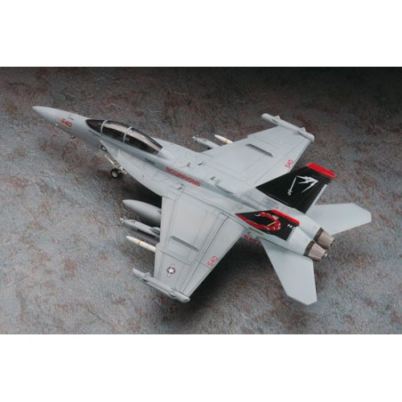 Maquette d'avion en plastique EA-18G GROWLER 1/72