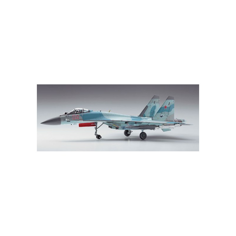 Maquette d'avion en plastique Su-35S Flanker 1/72