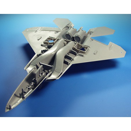 Plastic plane model F-22 Raptor 1/48 (PT45) | Scientific-MHD