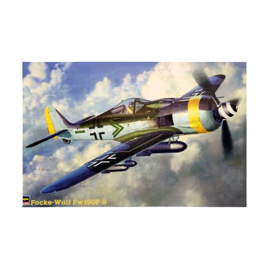 Maquette d'avion en plastique FOCKE WULF 190F-8 1/32 Maquette d'avion en plastique FOCKE WULF 190F-8 1/32