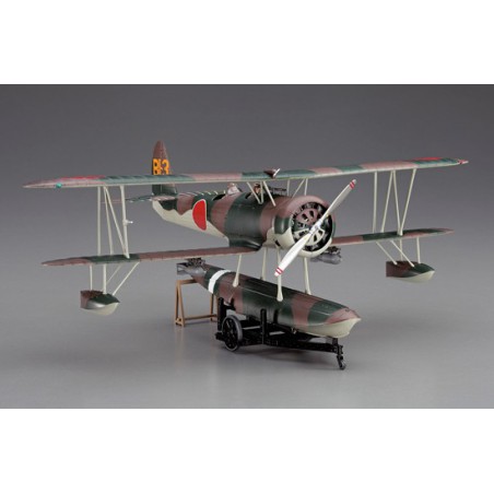 Maquette d'avion en plastique E8N1 DAVE 1/48