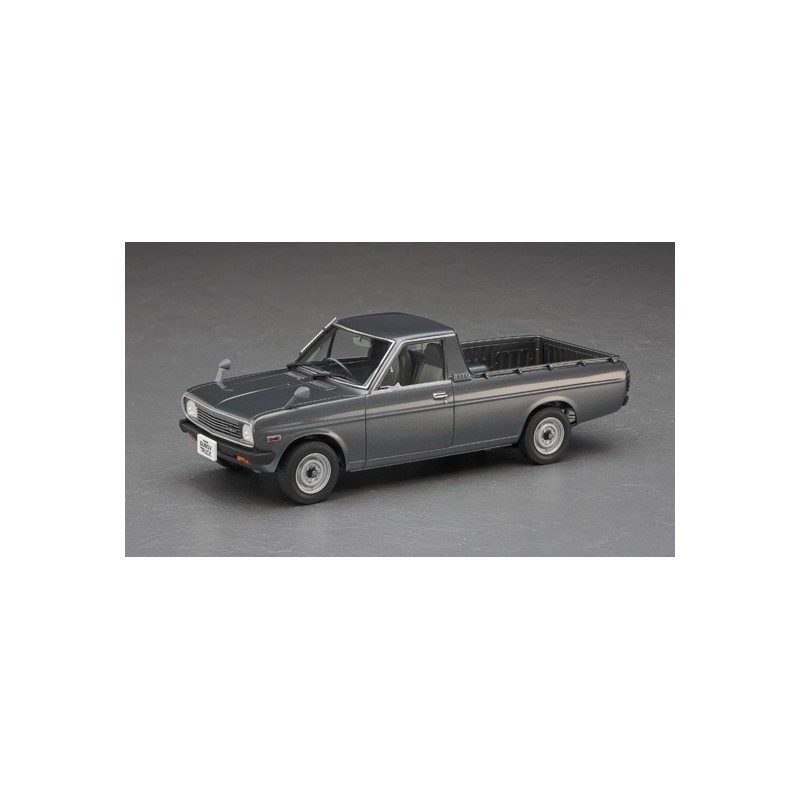 Maquette de voiture en plastique NISSAN SUNNY TRUCK 1/24