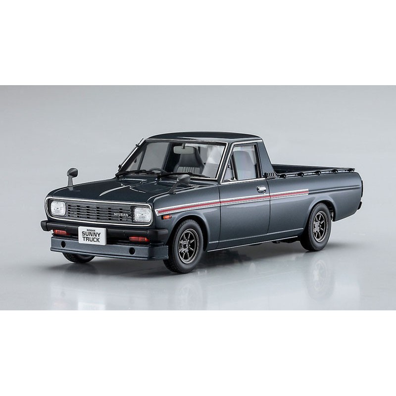 Maquette de voiture en plastique Nissan Sunny Truck GB122 1/24 Maquette de voiture en plastique Nissan Sunny Truck GB122 1/24