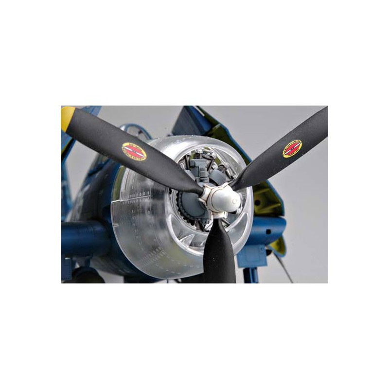 Maquette d'avion en plastique F6F-5N "HELLCAT" Maquette d'avion en plastique F6F-5N "HELLCAT"