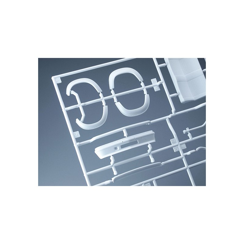 Maquette de voiture en plastique BMW 2002 Turbo 1/24