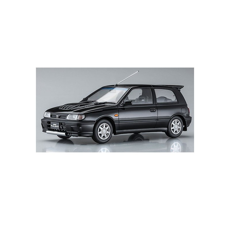 Maquette de voiture en plastique Nissan Pulsar RNN14 GTI-R 1/24