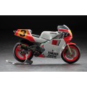 Maquette de moto en plastique YAMAHA YZR500 1988 1/12