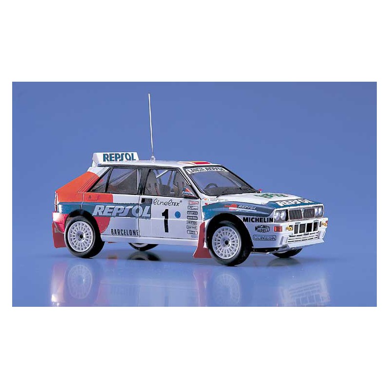 Maquette de voiture en plastique Lancia Super Delta WRC 1/24