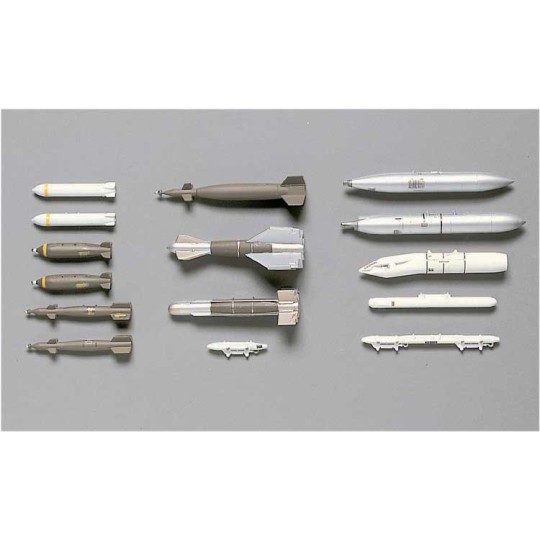 Maquette d'avion en plastique X72-2 BOMBES GUIDEES US 1/72