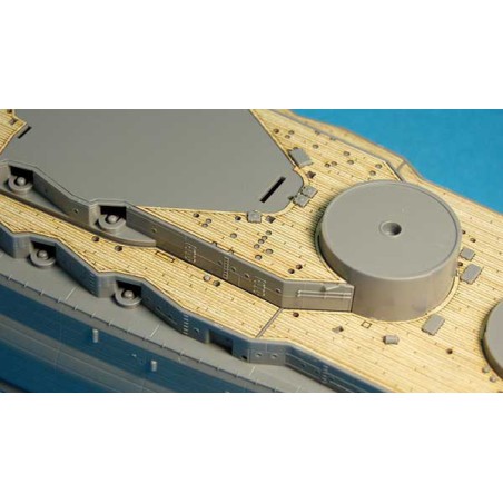 Wooden bridge plastic boat model for Nagato 1/350 | Scientific-MHD