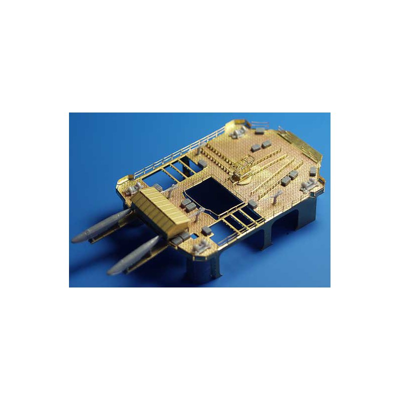 Maquette de Bateau en plastique SUPER DETAILS YAHAGI 1/350