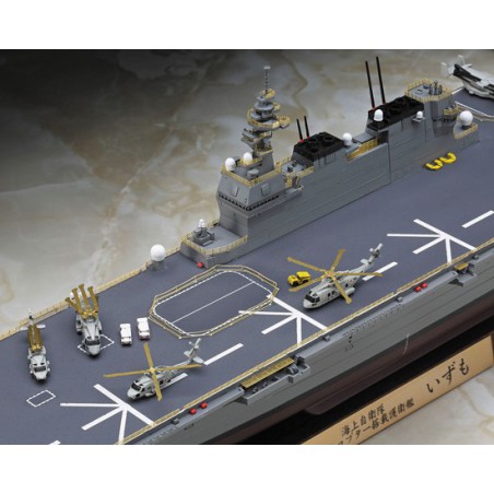 Izumo Full Rumpf 1/700 Plastikbootmodell | Scientific-MHD