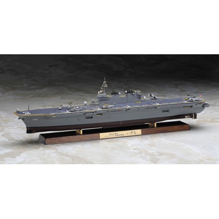 Maquette de Bateau en plastique IZUMO Full Hull 1/700