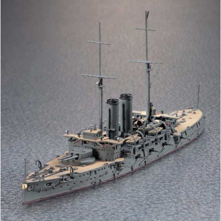 Maquette de Bateau en plastique IJN MIKASA 1/700