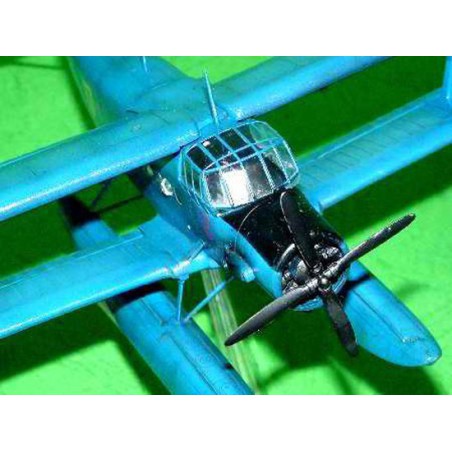Antonov AN-2V Colt auf Float Plastikebene Modellmodell | Scientific-MHD