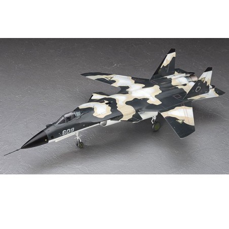 Maquette d'avion en plastique Su-47 Berkut Ace Combat Grabacr 1/72