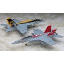 Maquette d'avion en plastique F/A-18E USS R. Reagan 1/72