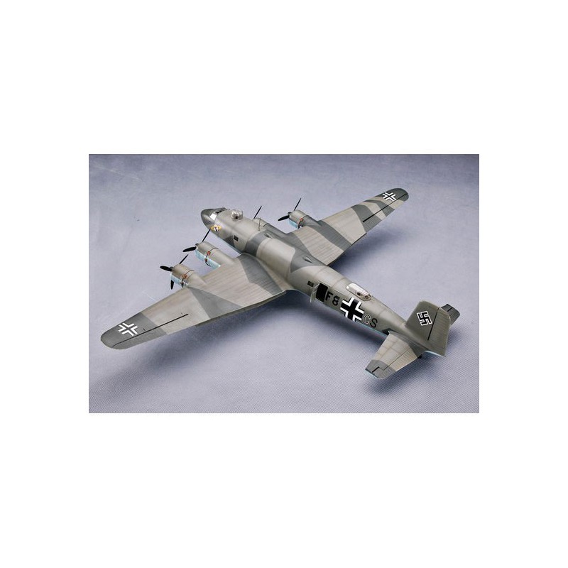 Maquette d'avion en plastique FW 200-4 CONDOR Maquette d'avion en plastique FW 200-4 CONDOR
