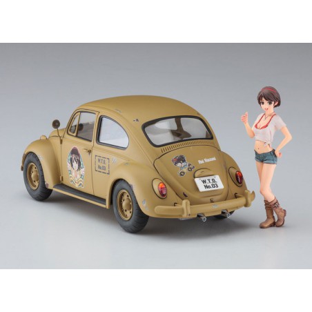Maquette de voiture en plastique VW BEETLE + EGG GIRL 1/24