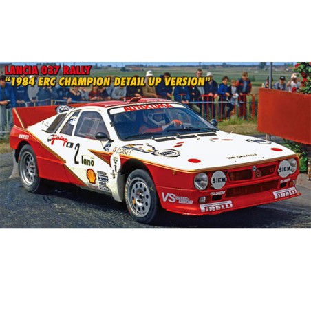 Maquette de voiture en plastique Lancia 037 Rallye Detail Up version 1/24