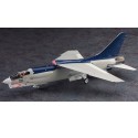 Maquette d'avion en plastique F-8E Crusader Shin Kazawa 1/72