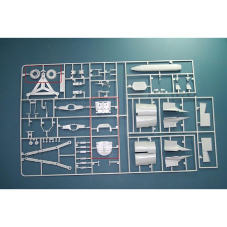 F-111C Plastikflugzeug Modell Australischer AF 1/48 | Scientific-MHD