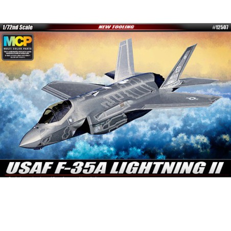 Maquette d'avion en plastique F-35A Lightning II MCP 1/72