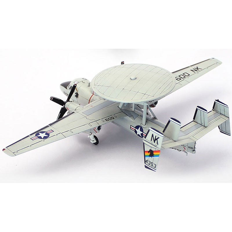 Maquette d'avion en plastique USN E-2C VAW-113 1/144 Maquette d'avion en plastique USN E-2C VAW-113 1/144