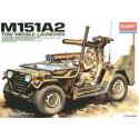 Maquette de Char en plastique M151A2 TOW JEEP1/35