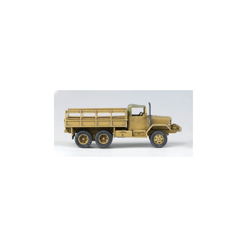 Maquette de Char en plastique M35 2.5TON CARGO TRUCK1/72