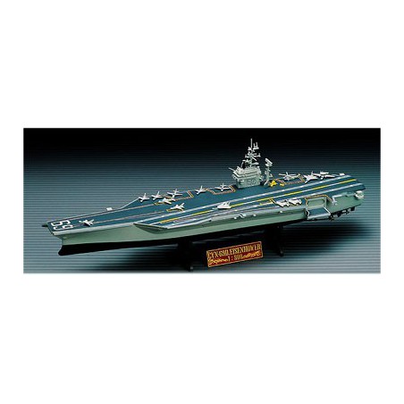 Maquette de Bateau en plastique USS EISENHOWER 1/800