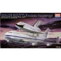 Maquette d'avion en plastique SHUTTLE + 747 CARRIER1/88