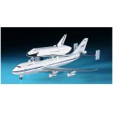 Maquette d'avion en plastique SHUTTLE + 747 CARRIER1/88