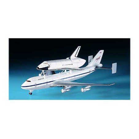 Maquette d'avion en plastique SHUTTLE + 747 CARRIER1/88