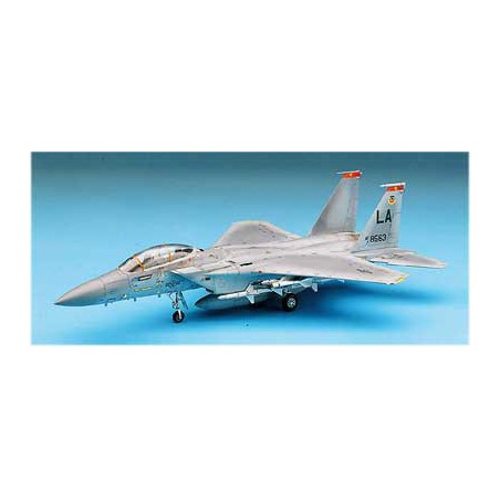 Maquette d'avion en plastique F-15D EAGLE1/72