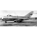 Maquette d'avion en plastique PLAAF J-5 1/48