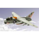 A-7E Corsair II1/48 Kunststoffebene Modell | Scientific-MHD