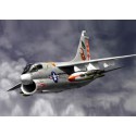 A-7E Corsair II1/48 Kunststoffebene Modell | Scientific-MHD