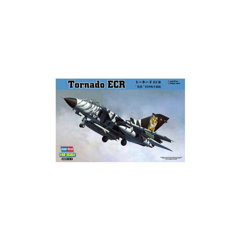 Maquette d'avion en plastique TORNADO ECR 1/48