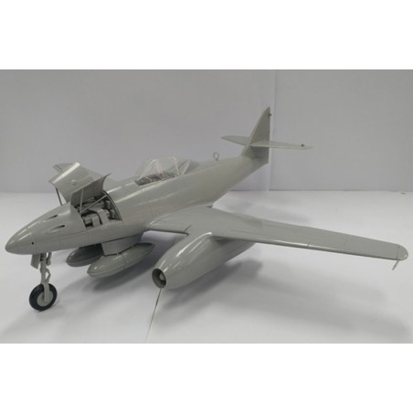 Maquette d avion en plastique ME262 Fighter 1 18 Scientific MHD