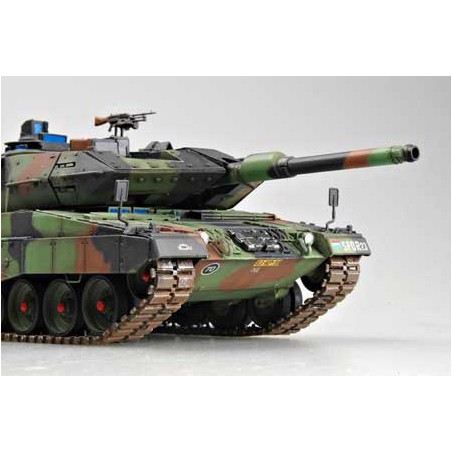 Maquette de Char en plastique LEOPARD 2 A5/A6NL 1/35