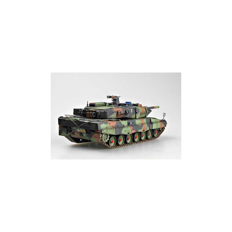 Maquette de Char en plastique LEOPARD 2 A5/A6NL 1/35