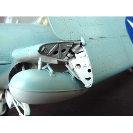F4F-4 WildCat plastic plane model | Scientific-MHD